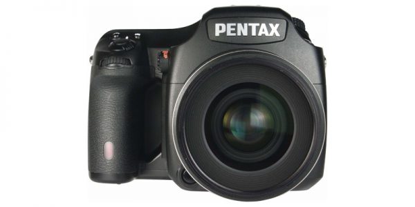 Pentax 645D 40MP Medium Format DSLR Camera3